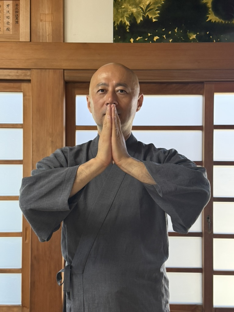 Gassho hand gesture in Soto Zen Buddhism