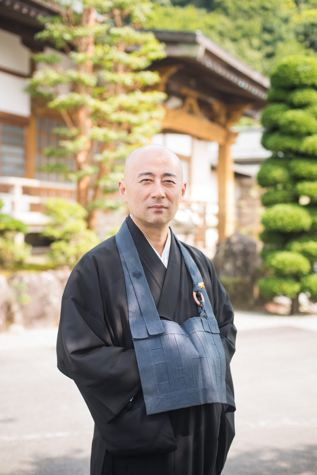 光明寺住職 松岡広也
